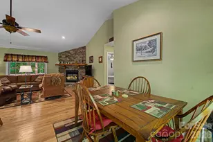 2916 Blanton Branch Rd, Sylva, NC 28779 - Photo 14