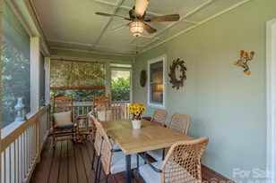 323 Hawks Crest Dr, Waynesville, NC 28786 - Photo 24