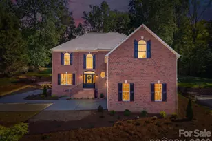 131 Normandy Rd, Mooresville, NC 28117 - Photo 2