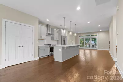 129 Grandin Road, Charlotte, NC 28208 - Photo 4