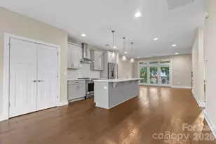 129 Grandin Rd, Charlotte, NC 28208 - Photo 4