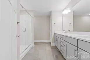129 Grandin Rd, Charlotte, NC 28208 - Photo 10