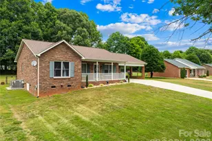 156 Doe Trail Ln, Statesville, NC 28625 - Photo 4