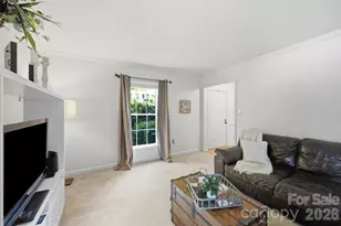 2811 Creekbed Ln, Charlotte, NC 28210 - Photo 6