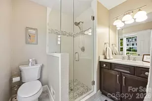 2811 Creekbed Ln, Charlotte, NC 28210 - Photo 30