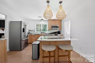 7107 Valley Haven Dr, Charlotte, NC 28211 - Photo 10