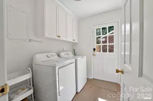 7107 Valley Haven Dr, Charlotte, NC 28211 - Photo 20