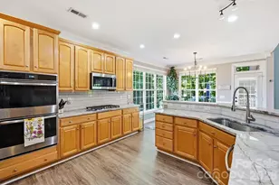 6121 Lostgate Ln, Waxhaw, NC 28173 - Photo 8