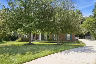 6121 Lostgate Ln, Waxhaw, NC 28173 - Photo 2