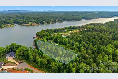 2250 Windom Peak Summit, Connelly Springs, NC 28612 - Photo 4