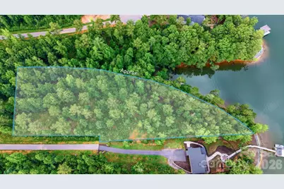 2250 Windom Peak Summit, Connelly Springs, NC 28612 - Photo 2
