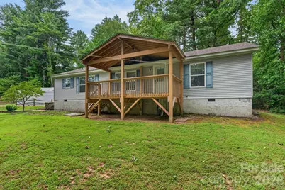 146 Banks View Lane, Hendersonville, NC 28792 - Photo 1