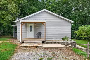146 Banks View Ln, Hendersonville, NC 28792 - Photo 36