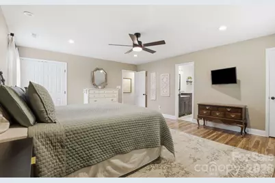 4927 Farm Pond Lane, Charlotte, NC 28212 - Photo 12