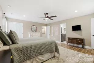 4927 Farm Pond Ln, Charlotte, NC 28212 - Photo 12