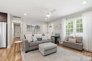 4927 Farm Pond Ln, Charlotte, NC 28212 - Photo 8