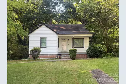 112 10th Avenue SE, Hickory, NC 28602 - Photo 2