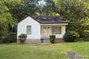 112 10th Ave SE, Hickory, NC 28602 - Photo 2