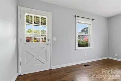 1317 Reid Street, Statesville, NC 28677 - Photo 2