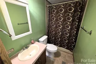 1340 Bowling Green Dr, Clover, SC 29710 - Photo 16