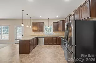 4628 Cayton Dr, Maiden, NC 28650 - Photo 8