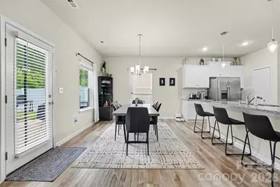2007 Karen Woods Lane, Charlotte, NC 28216 - Photo 6