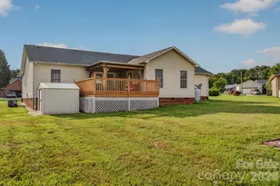 1425 Farmington Hills Dr, Conover, NC 28613 - Photo 26