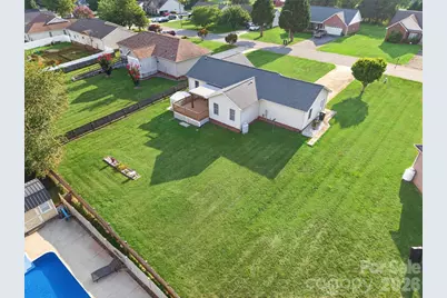 1425 Farmington Hills Drive, Conover, NC 28613 - Photo 24