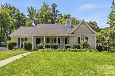 6136 Sunbridge Court, Charlotte, NC 28269 - Photo 1