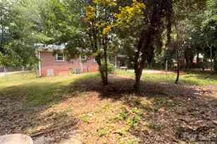 725 5th Ave SW, Hickory, NC 28602 - Photo 6