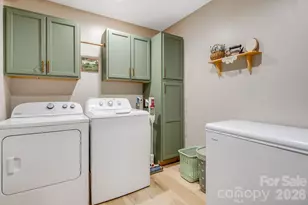 295 Penland St, Clyde, NC 28721 - Photo 10