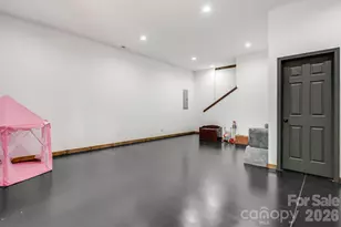 295 Penland St, Clyde, NC 28721 - Photo 24