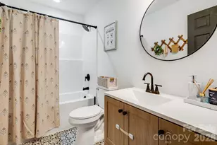 295 Penland St, Clyde, NC 28721 - Photo 18