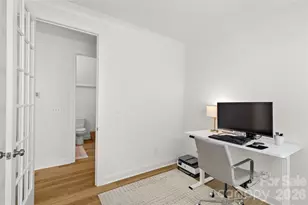 6023 Corbin Woods Ct, Charlotte, NC 28226 - Photo 8