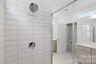 6023 Corbin Woods Ct, Charlotte, NC 28226 - Photo 36