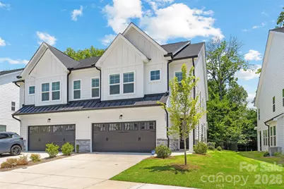 6023 Corbin Woods Court, Charlotte, NC 28226 - Photo 2