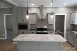 101 River Hills Ln, Morganton, NC 28655 - Photo 18