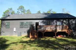 101 River Hills Ln, Morganton, NC 28655 - Photo 10