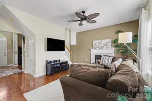 1826 Conifer Cir, Charlotte, NC 28213 - Photo 10