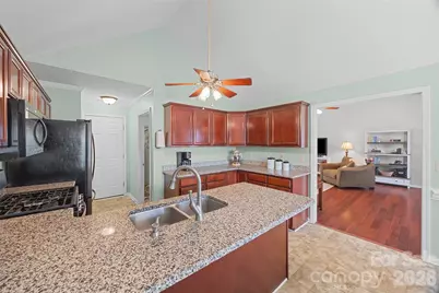 808 Chipmeadow Lane, York, SC 29745 - Photo 10