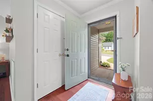 808 Chipmeadow Ln, York, SC 29745 - Photo 4