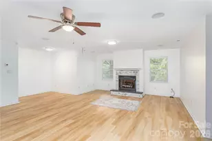 602 Hidden Springs Dr, Asheville, NC 28804 - Photo 30