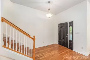 602 Hidden Springs Dr, Asheville, NC 28804 - Photo 8