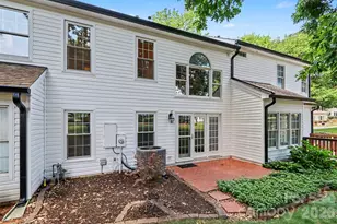 8618 Fox Chase Ln, Charlotte, NC 28269 - Photo 30