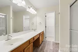8618 Fox Chase Ln, Charlotte, NC 28269 - Photo 20