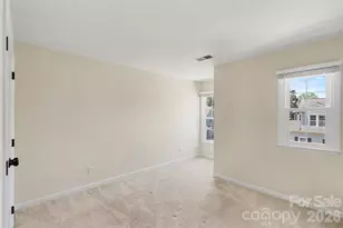 8618 Fox Chase Ln, Charlotte, NC 28269 - Photo 24
