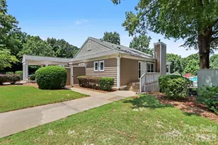 8618 Fox Chase Ln, Charlotte, NC 28269 - Photo 32