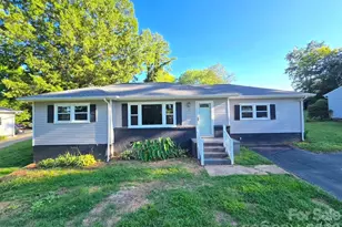 1317 Meadowbrook Cir, Salisbury, NC 28144 - Photo 1