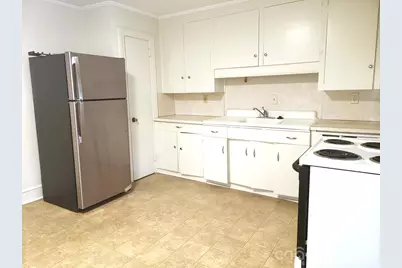 2245 Crescent Avenue #1, Charlotte, NC 28207 - Photo 2