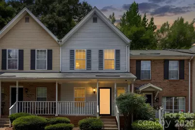 6404 Windsor Gate Lane, Charlotte, NC 28215 - Photo 2